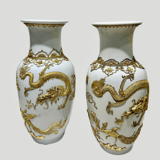 Парные вазы Blanc de Chine, Китай, XX век Парные вазы Blanc de Chine, Китай, XX век